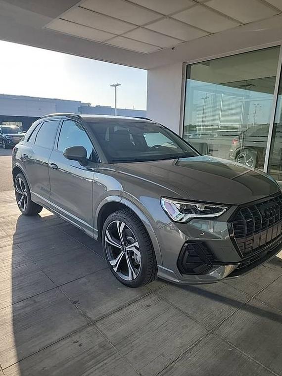 AUDI Q3 2023 WA1EECF35P1143468 image