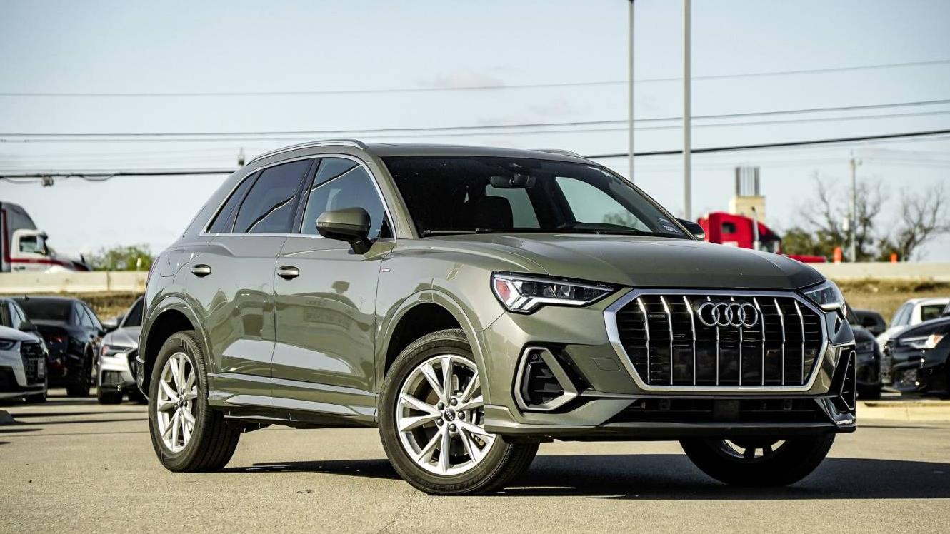 AUDI Q3 2023 WA1DECF3XP1069816 image