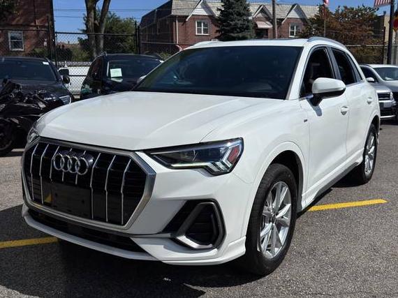 AUDI Q3 2023 WA1DECF32P1064559 image