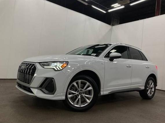 AUDI Q3 2023 WA1DECF30P1118103 image