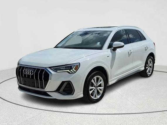AUDI Q3 2023 WA1EECF32P1082094 image