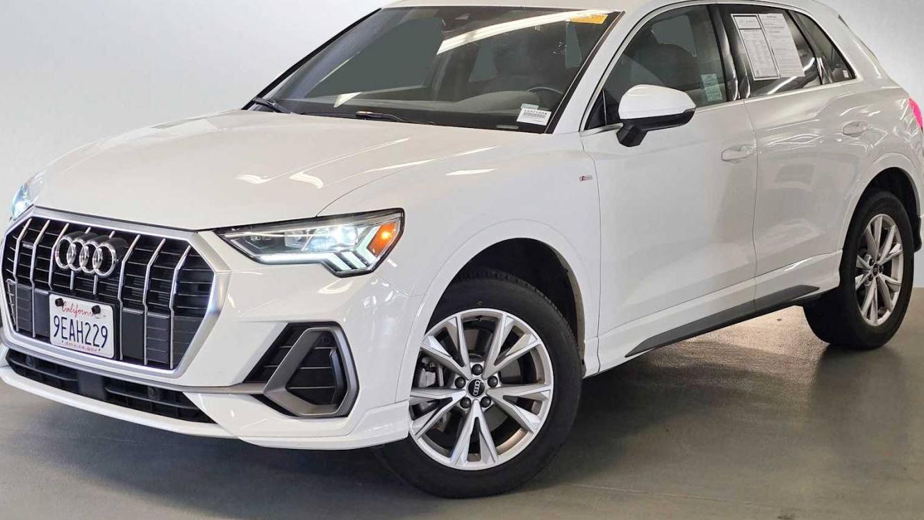 AUDI Q3 2023 WA1DECF32P1037104 image