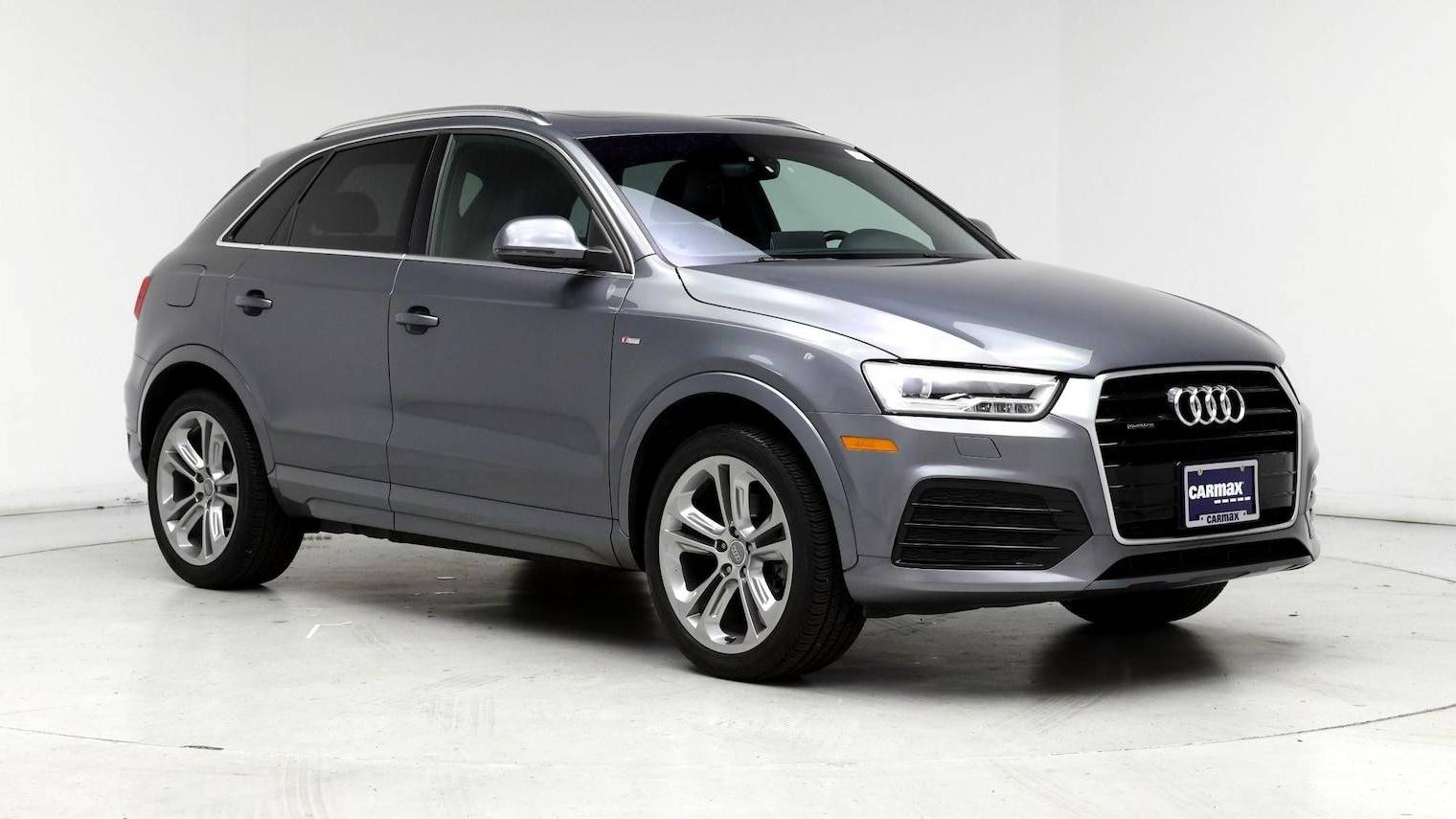 AUDI Q3 2016 WA1GFCFS7GR000780 image