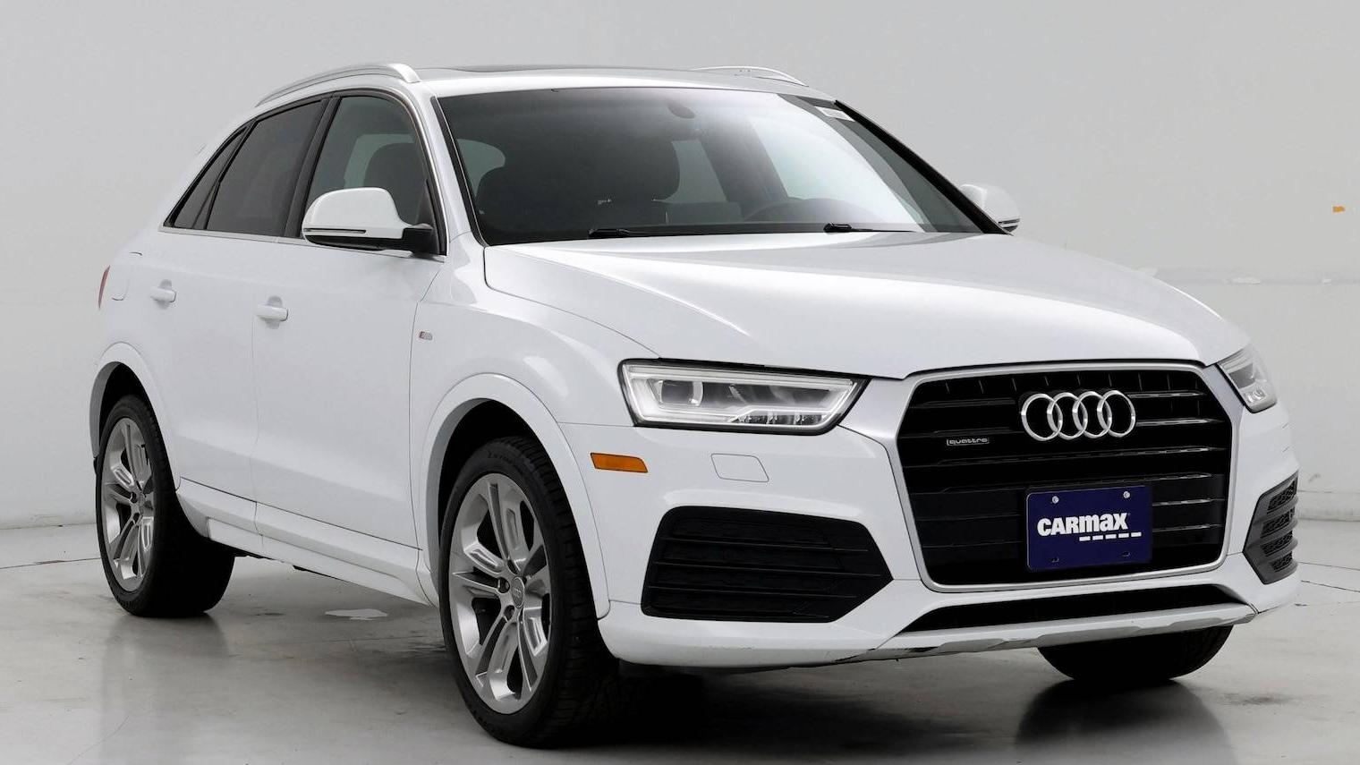 AUDI Q3 2016 WA1GFCFS7GR005252 image