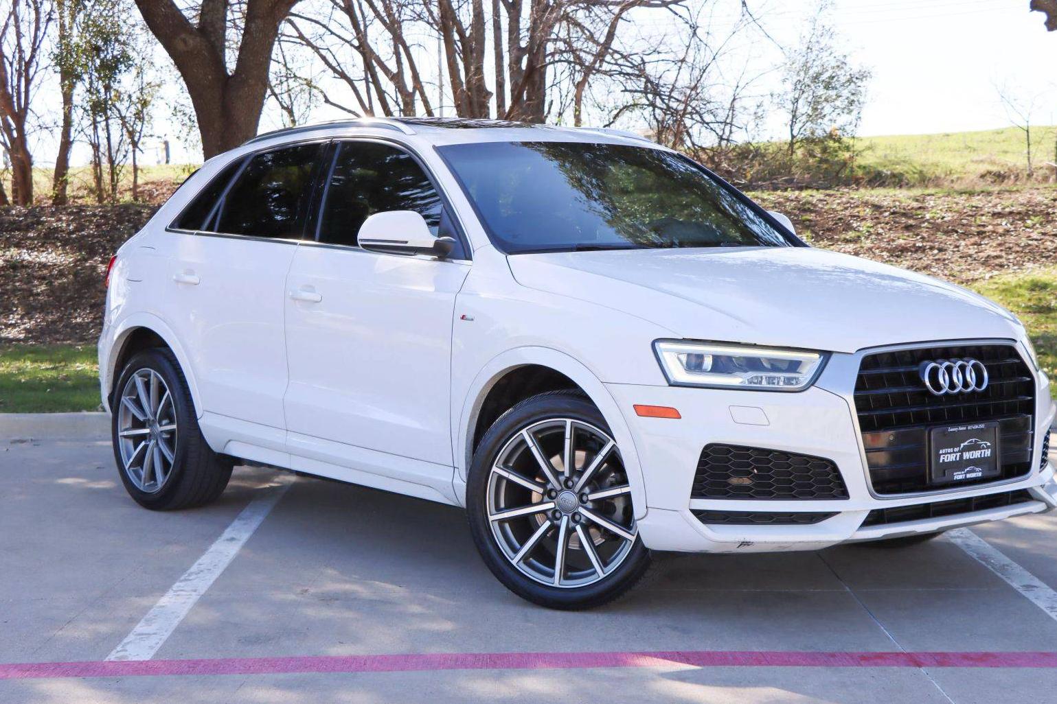 AUDI Q3 2018 WA1HCCFS4JR031456 image