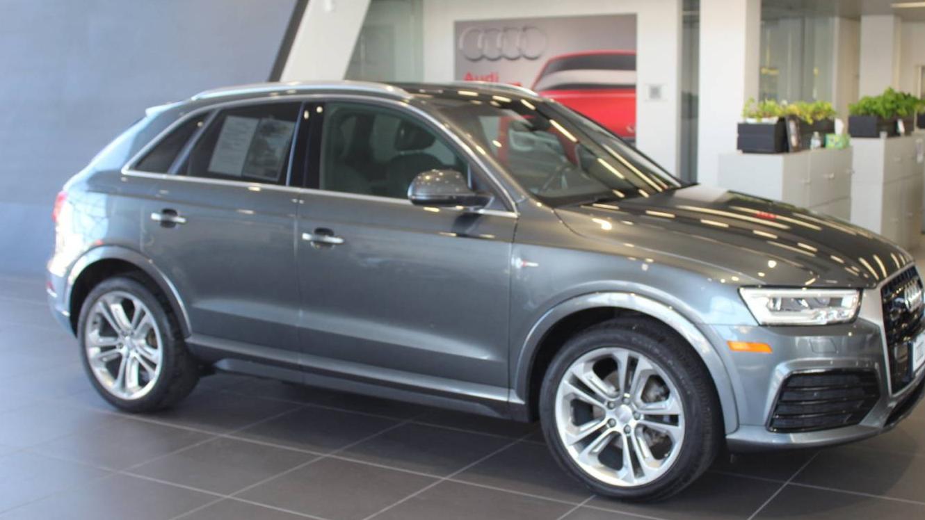 AUDI Q3 2018 WA1JCCFSXJR006742 image