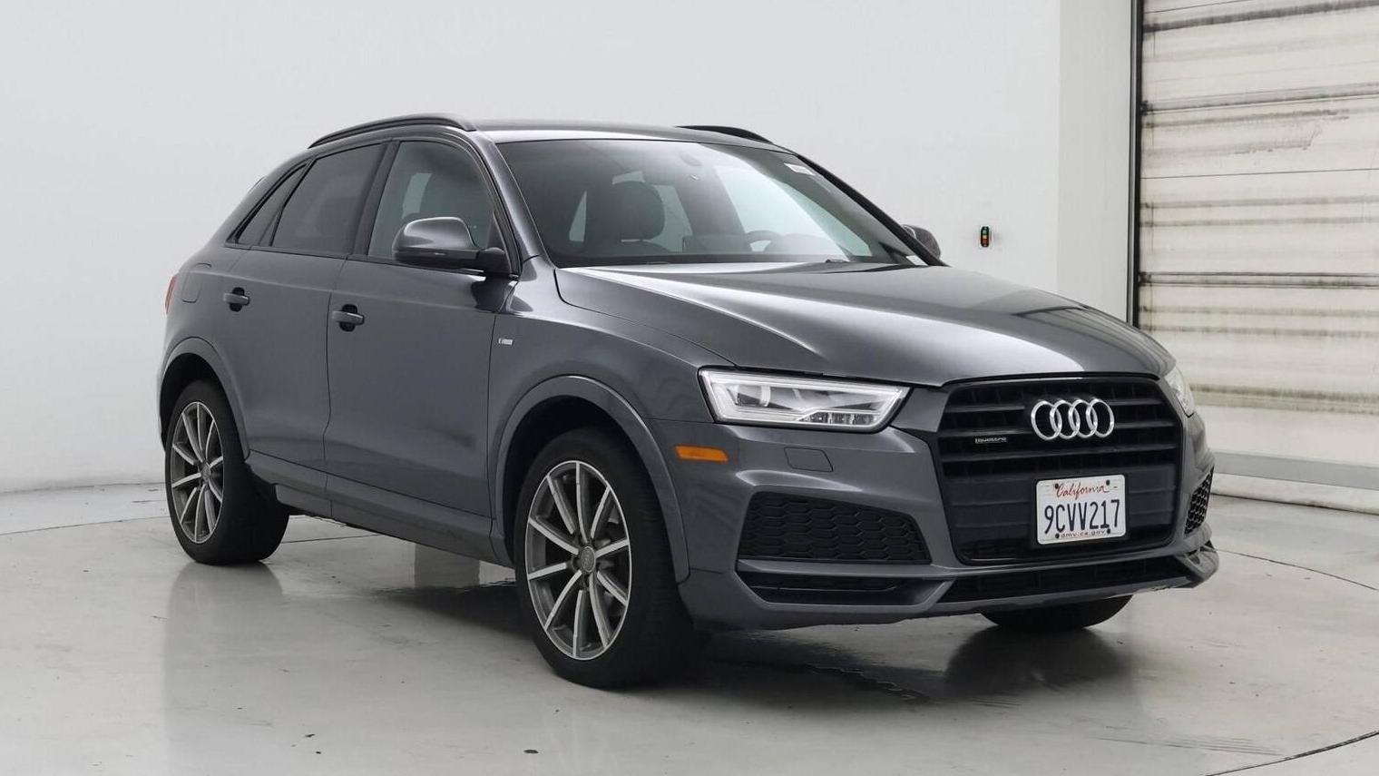 AUDI Q3 2018 WA1JCCFS8JR011888 image