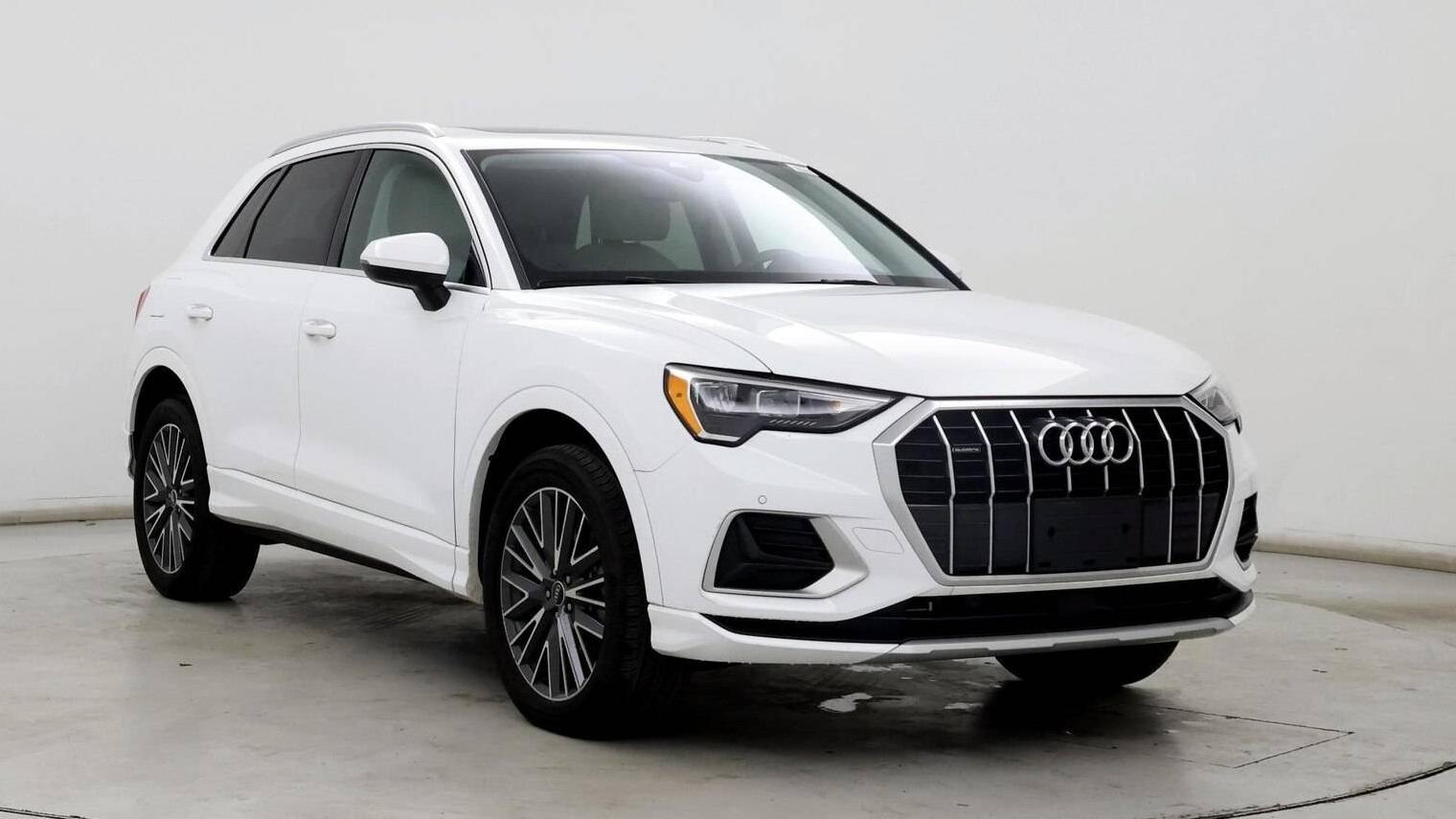 AUDI Q3 2021 WA1AUCF32M1148155 image