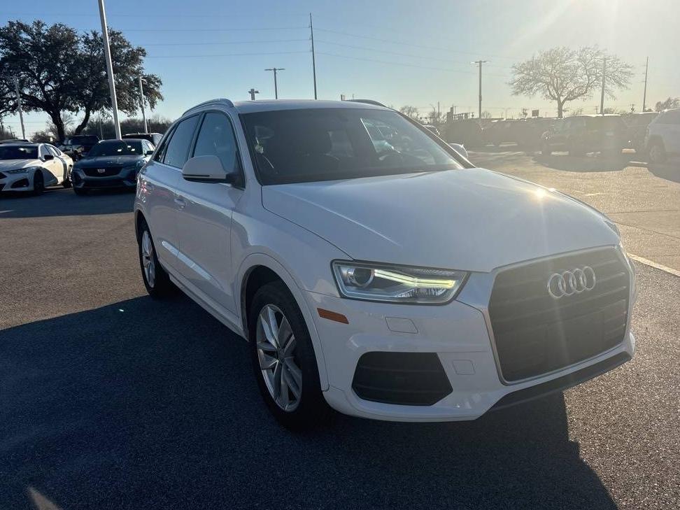 AUDI Q3 2017 WA1HCCFS2HR000166 image