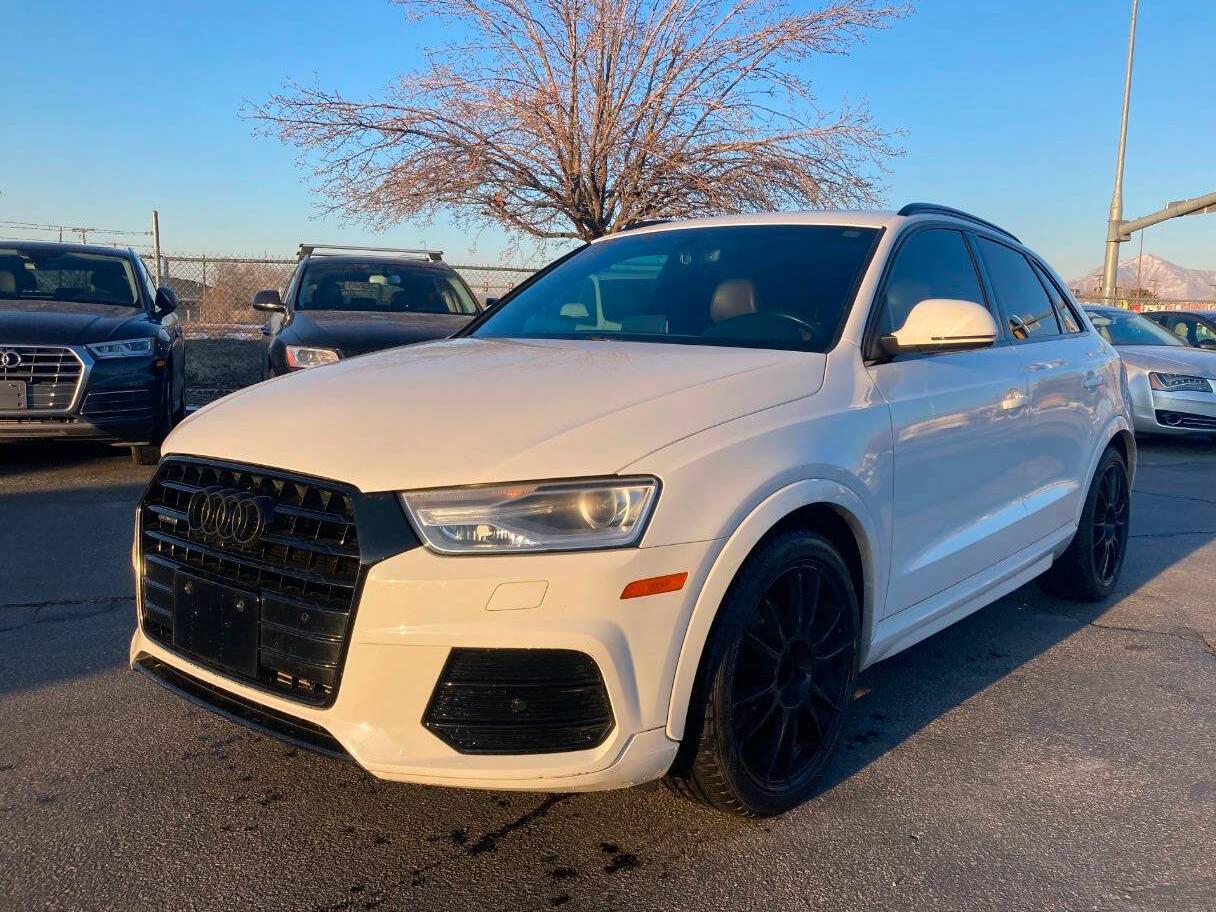 AUDI Q3 2017 WA1JCCFS0HR003942 image