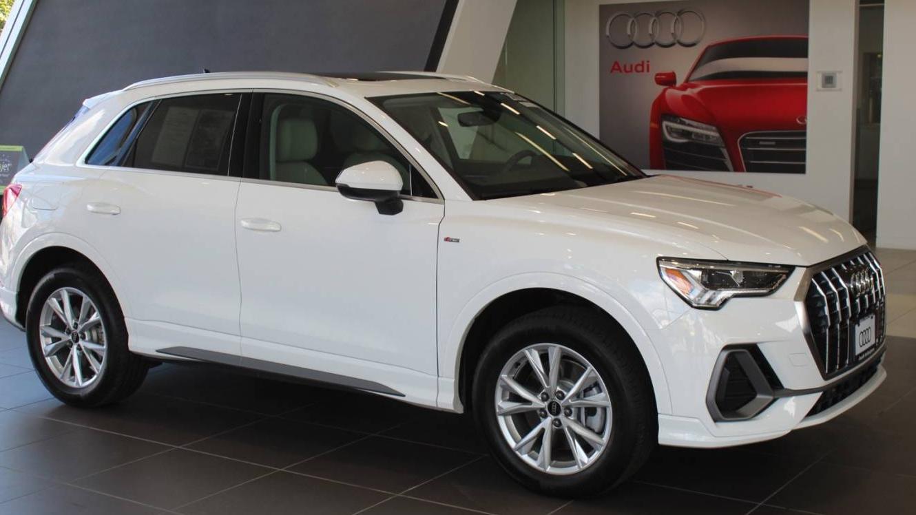 AUDI Q3 2024 WA1EECF37R1045271 image