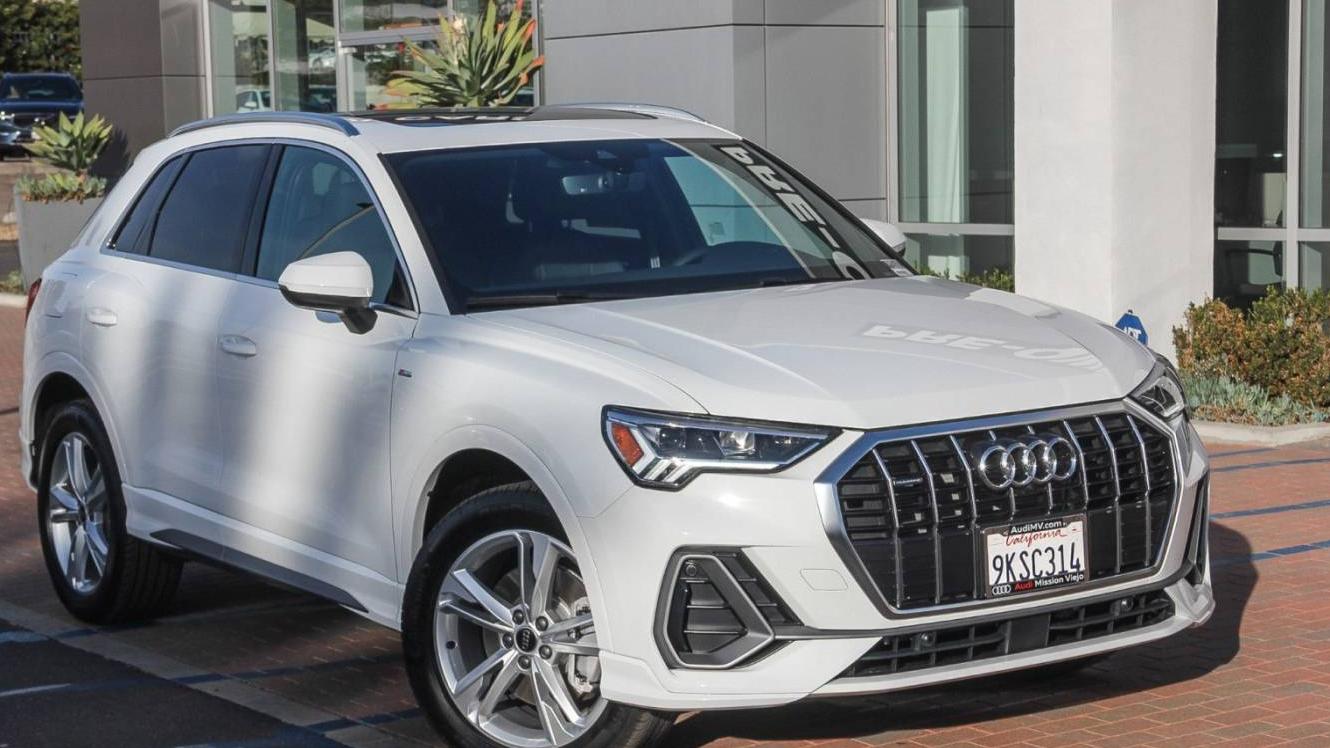 AUDI Q3 2024 WA1EECF38R1046106 image