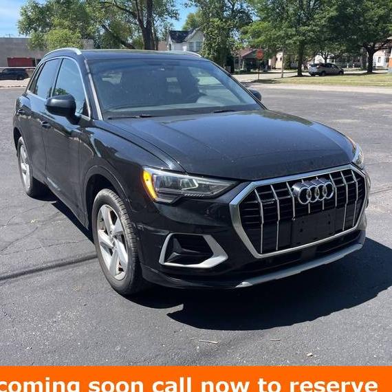 AUDI Q3 2020 WA1AECF33L1021376 image