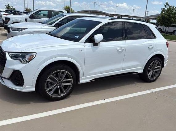 AUDI Q3 2022 WA1EECF33N1031734 image