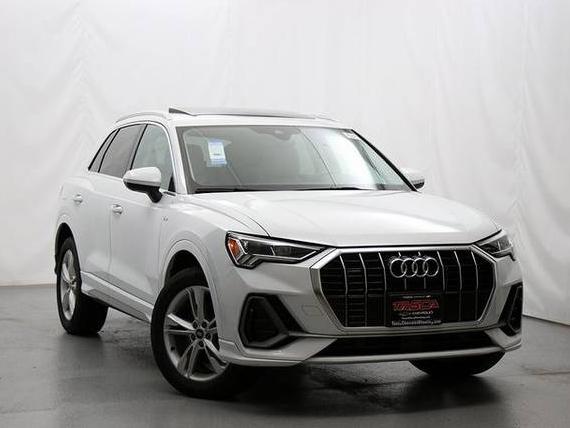 AUDI Q3 2022 WA1EECF30N1072256 image
