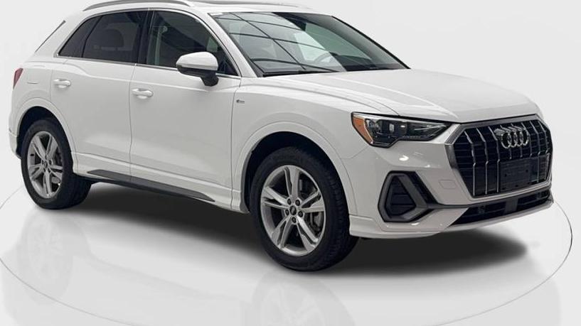 AUDI Q3 2022 WA1DECF30N1048437 image