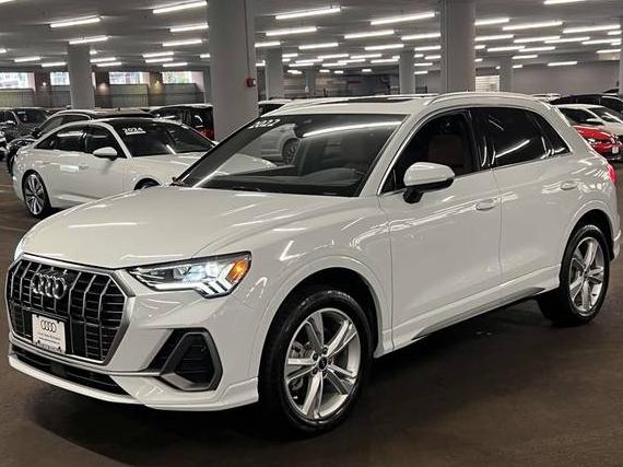 AUDI Q3 2022 WA1EECF37N1063389 image