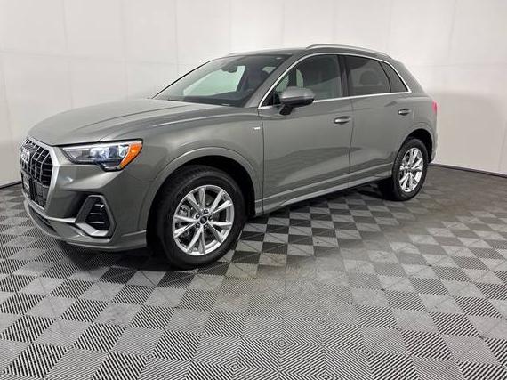 AUDI Q3 2022 WA1DECF31N1004737 image