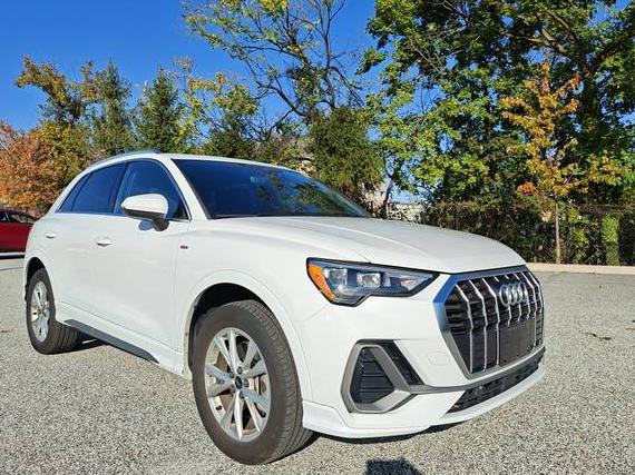 AUDI Q3 2022 WA1DECF33N1093033 image