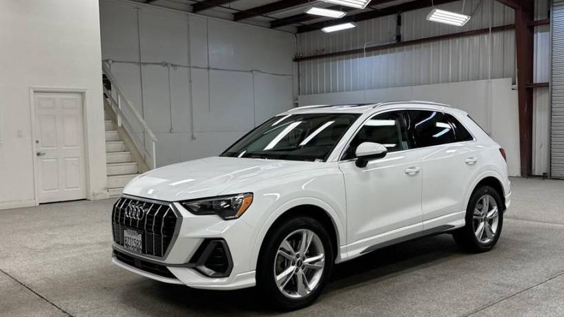 AUDI Q3 2022 WA1DECF39N1032057 image