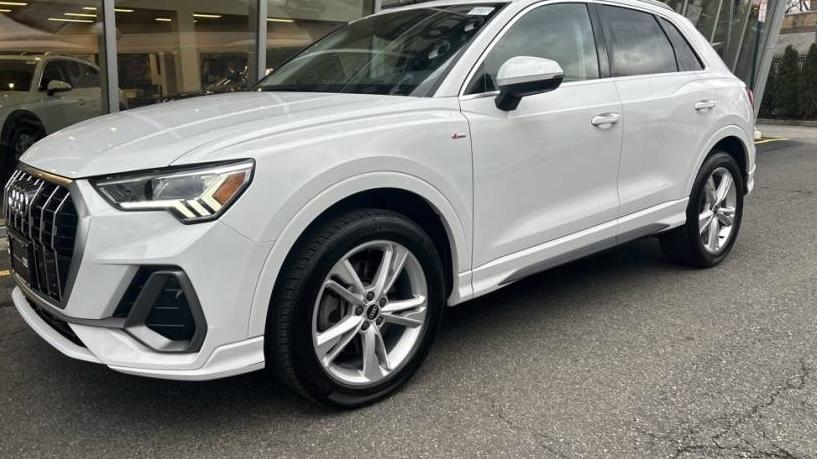 AUDI Q3 2022 WA1EECF33N1062465 image