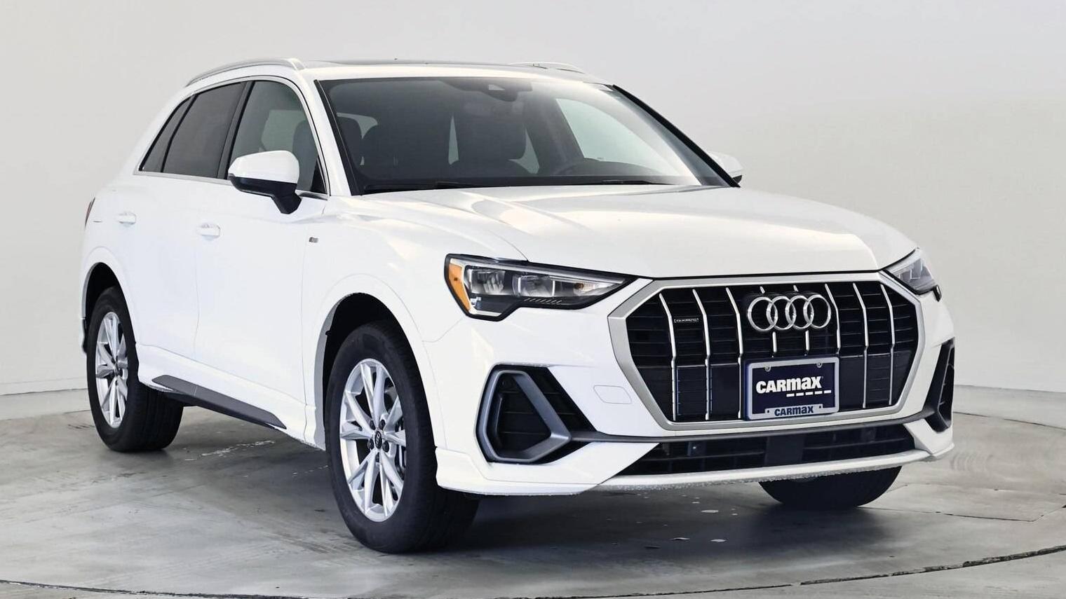 AUDI Q3 2022 WA1DECF37N1072265 image