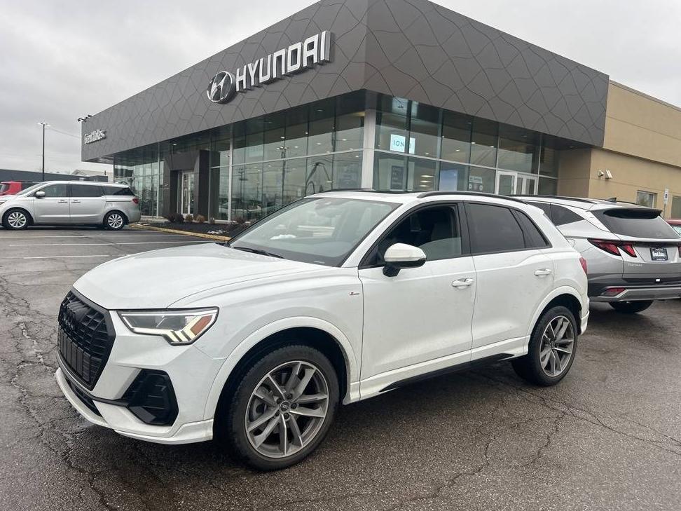 AUDI Q3 2022 WA1EECF37N1058175 image