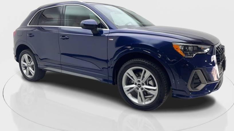 AUDI Q3 2022 WA1DECF32N1074117 image