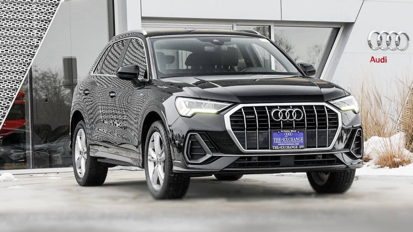 AUDI Q3 2022 WA1EECF31N1029089 image