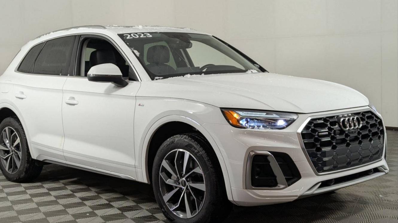 AUDI Q5 2023 WA1EAAFY6P2171365 image