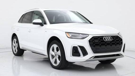 AUDI Q5 2023 WA1EAAFY7P2064325 image