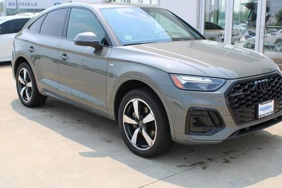 AUDI Q5 2023 WA15AAFY1P2139259 image