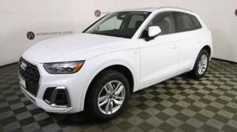AUDI Q5 2023 WA1GAAFY9P2136120 image