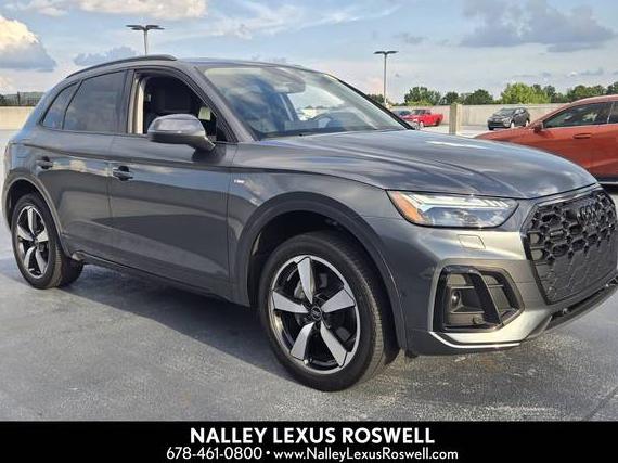 AUDI Q5 2023 WA1FAAFY5P2008405 image