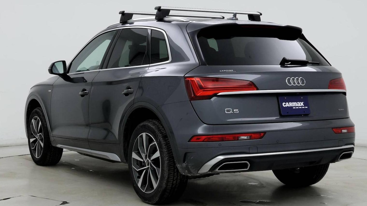 AUDI Q5 2023 WA1EAAFY4P2123010 image