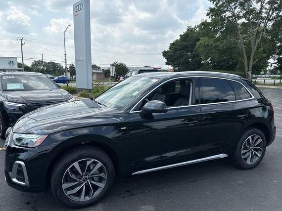 AUDI Q5 2023 WA1EAAFY5P2121203 image