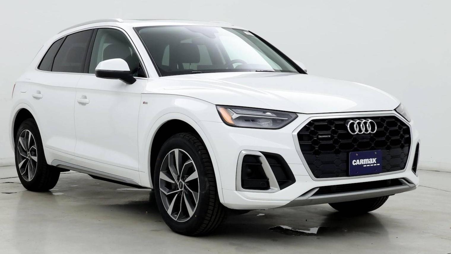 AUDI Q5 2023 WA1EAAFYXP2047146 image