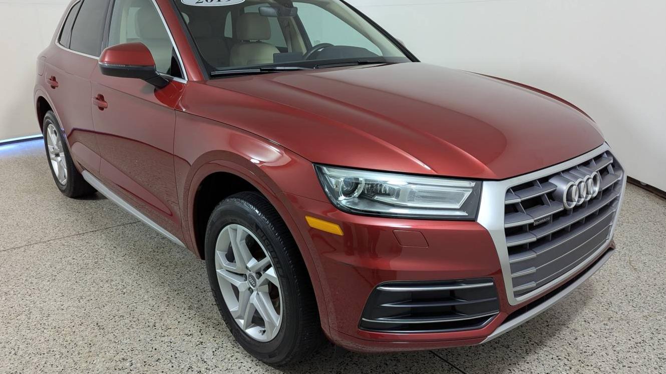 AUDI Q5 2019 WA1ANAFYXK2090316 image