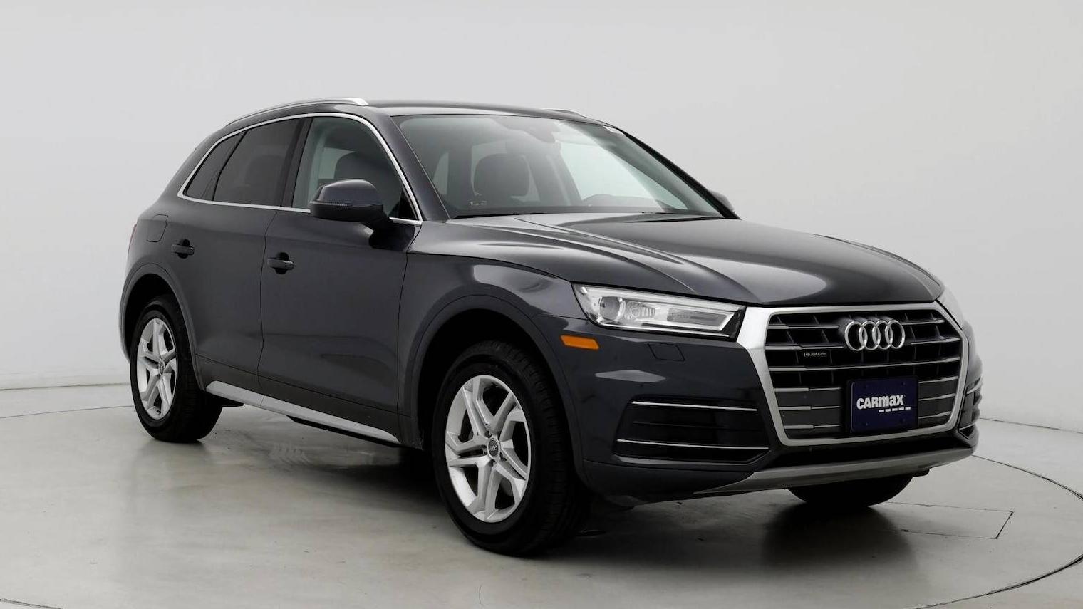 AUDI Q5 2019 WA1ANAFY7K2041235 image