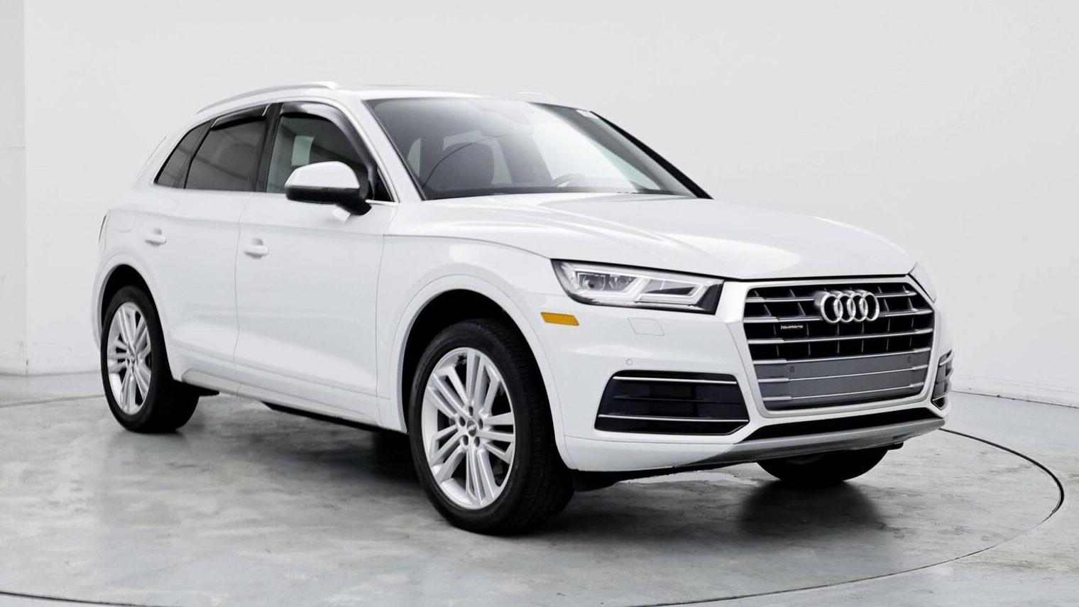 AUDI Q5 2019 WA1BNAFY8K2082431 image