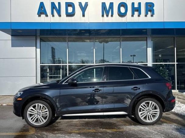 AUDI Q5 2019 WA1BNAFY2K2135463 image