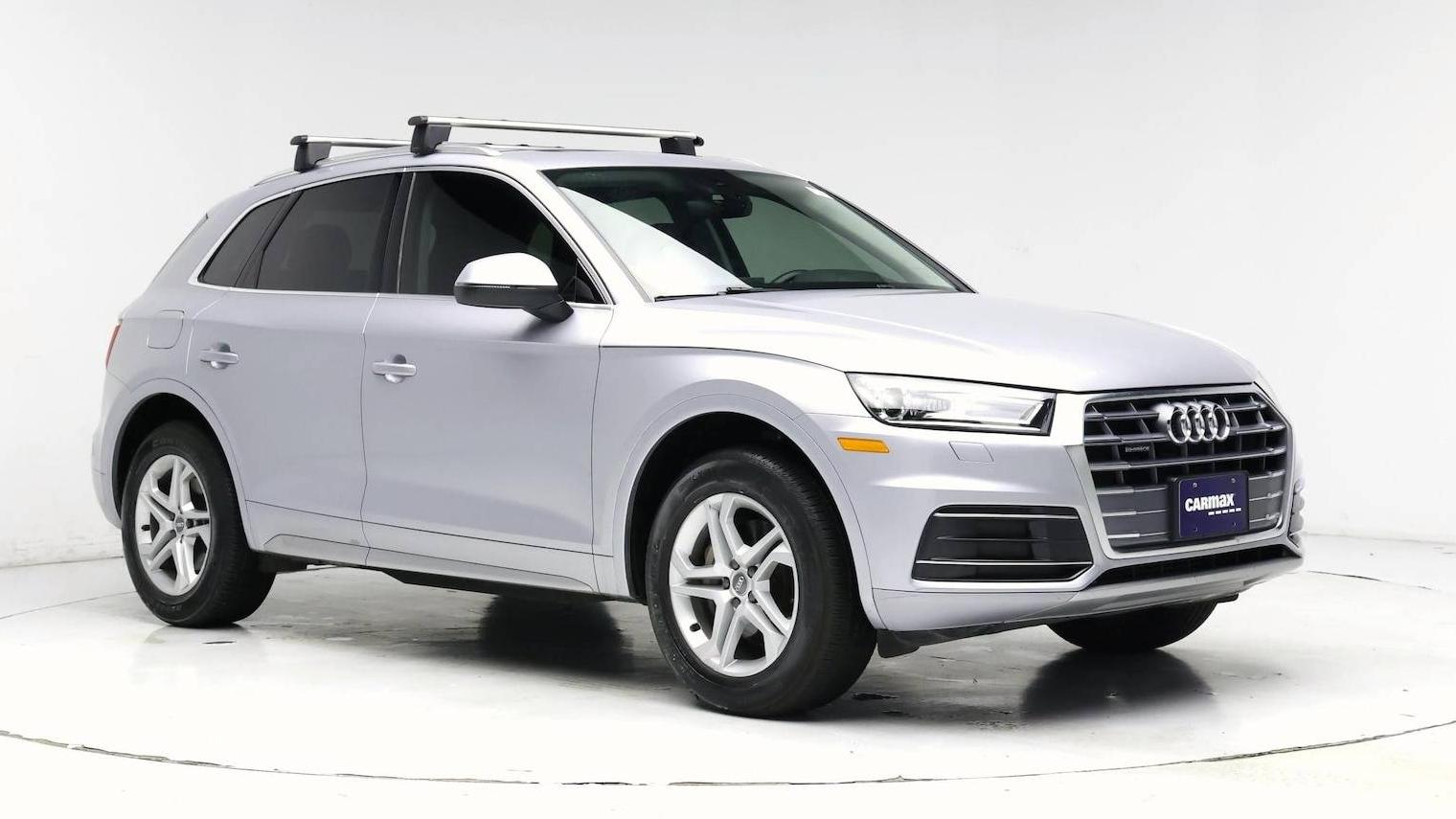 AUDI Q5 2019 WA1ANAFY8K2025769 image