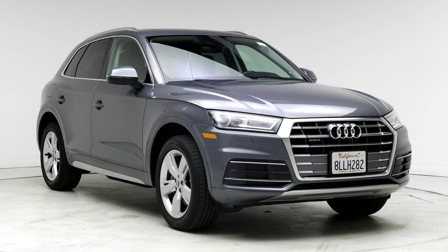 AUDI Q5 2019 WA1ANAFY9K2096236 image