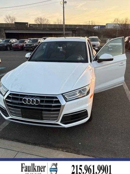 AUDI Q5 2019 WA1ANAFY5K2140376 image