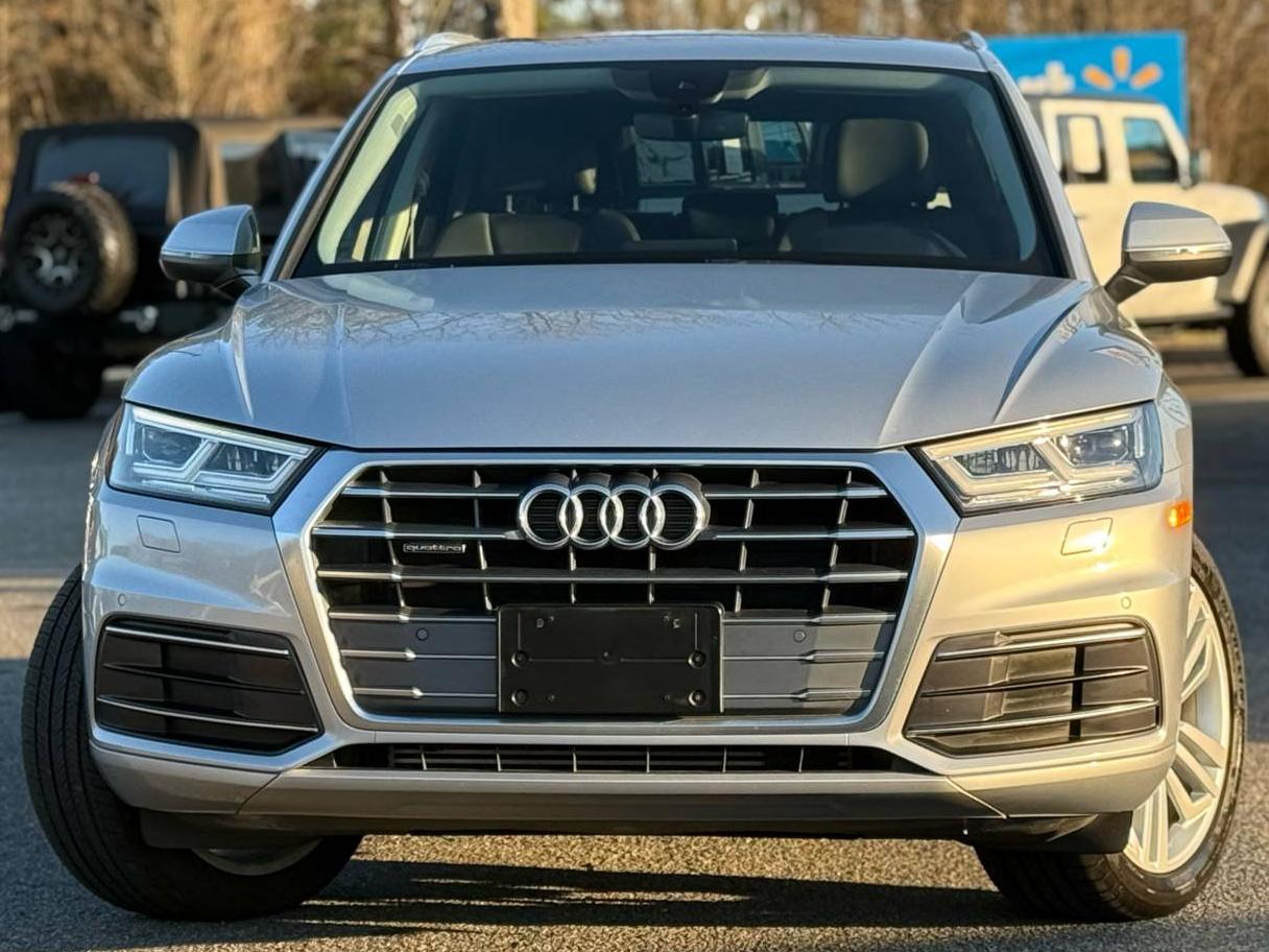 AUDI Q5 2019 WA1BNAFY2K2051207 image