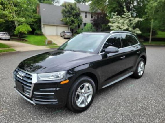 AUDI Q5 2019 WA1ANAFY4K2045467 image