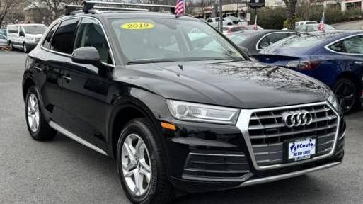 AUDI Q5 2019 WA1ANAFYXK2135965 image