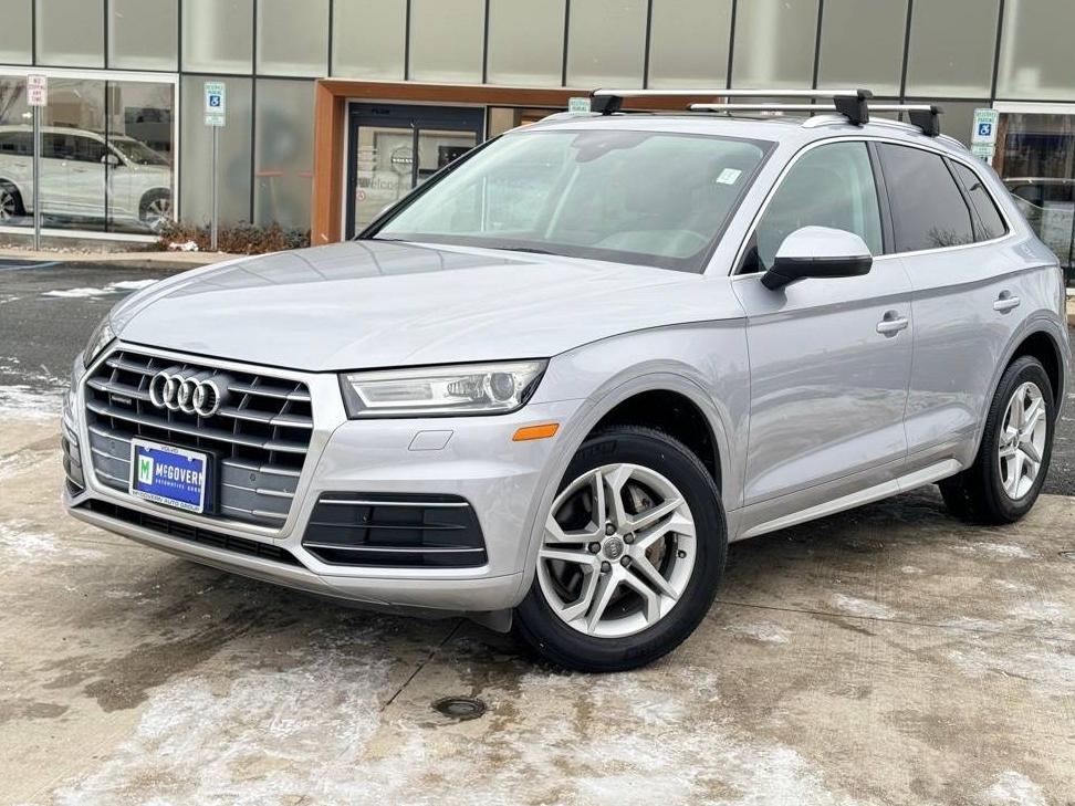 AUDI Q5 2019 WA1ANAFY4K2063760 image