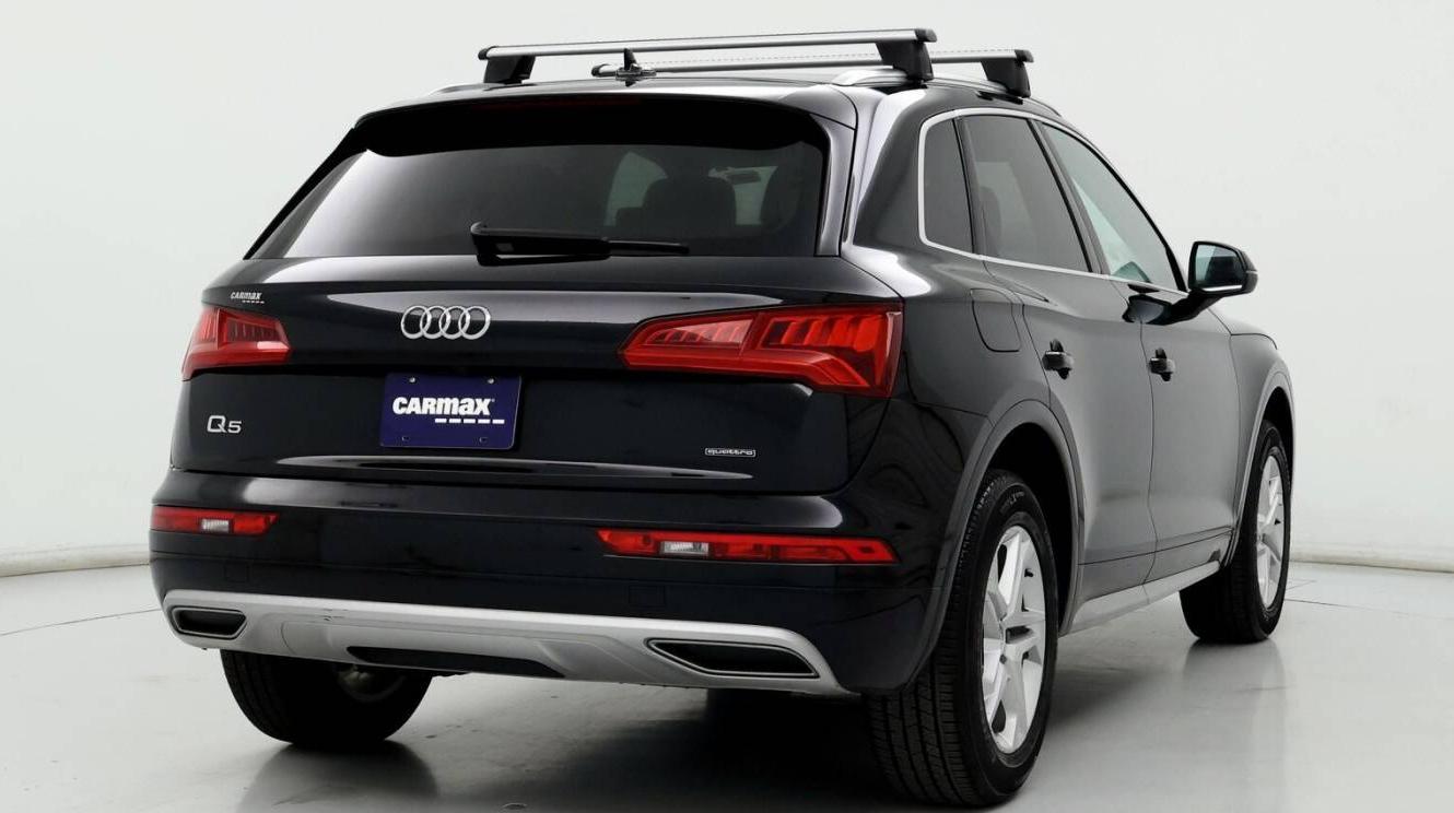 AUDI Q5 2019 WA1ANAFY6K2119875 image