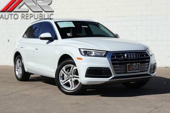 AUDI Q5 2019 WA1ANAFY2K2048058 image